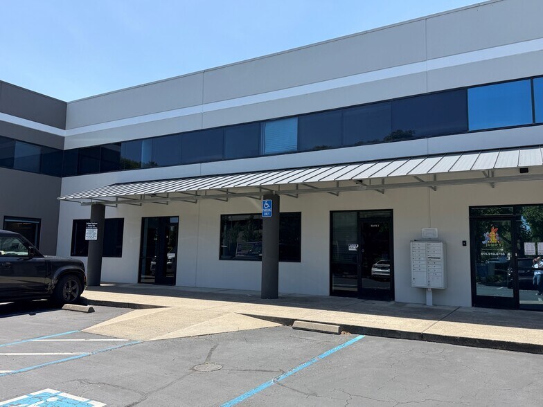 More Photos Of 285 Bel Marin Keys Blvd, Novato Light Manufacturing For Lease