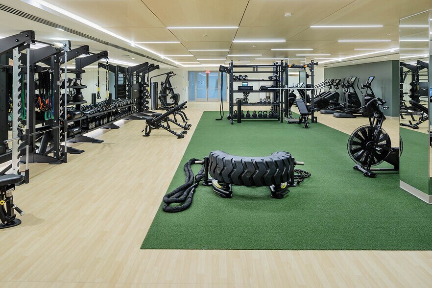 More Photos Of 404 Wyman St, Waltham Office For Lease