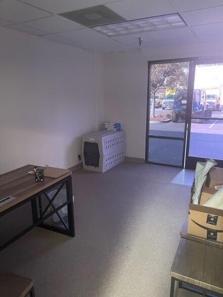 More Photos Of 2624-2626 Lavery Ct, Newbury Park Unknown For Lease