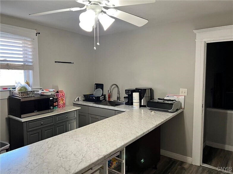 More Photos Of 461 S Main St, North Syracuse Office For Sale