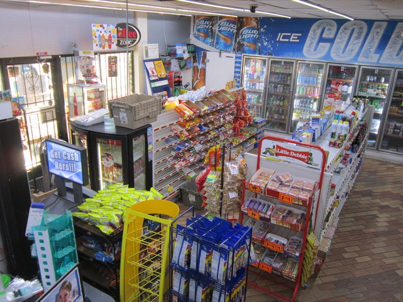 More Photos Of 2301 Lackey St, Lumberton Convenience Store For Sale
