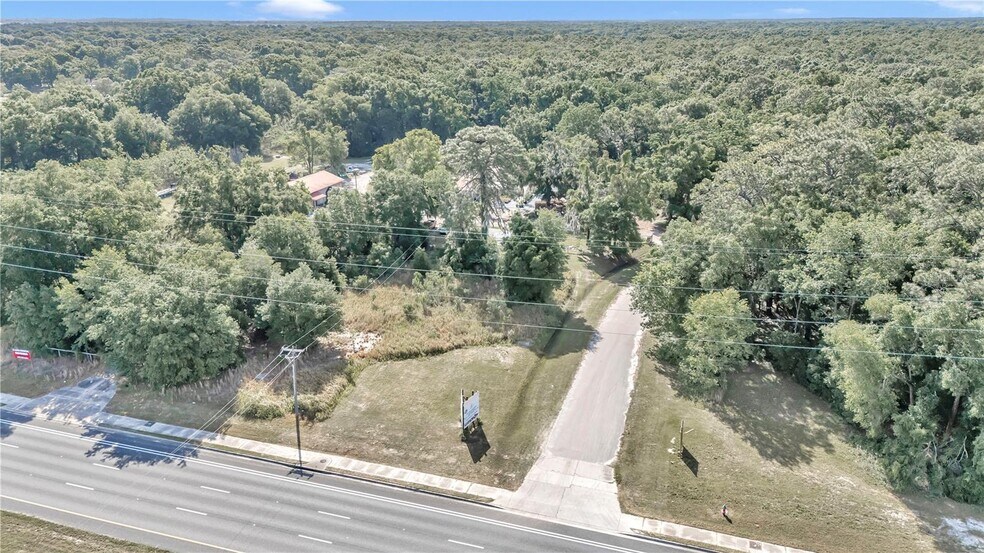 More Photos Of 7846 SW State Road 200, Ocala Garden Center For Sale