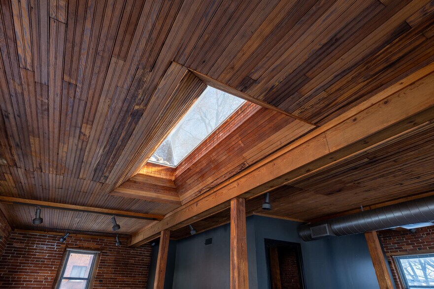 More Photos Of 5-9 S Newstead Ave, Saint Louis Storefront For Sale