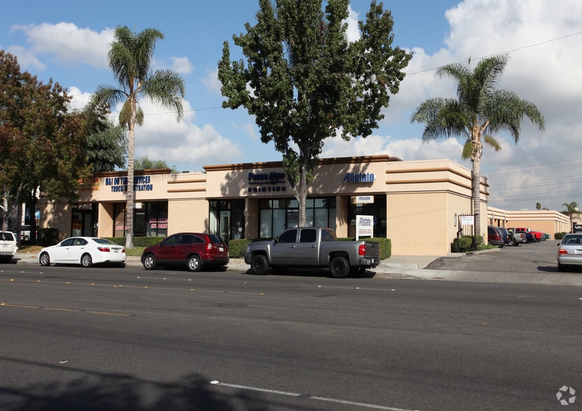 More Photos Of 7625 Rosecrans Ave, Paramount Warehouse For Lease