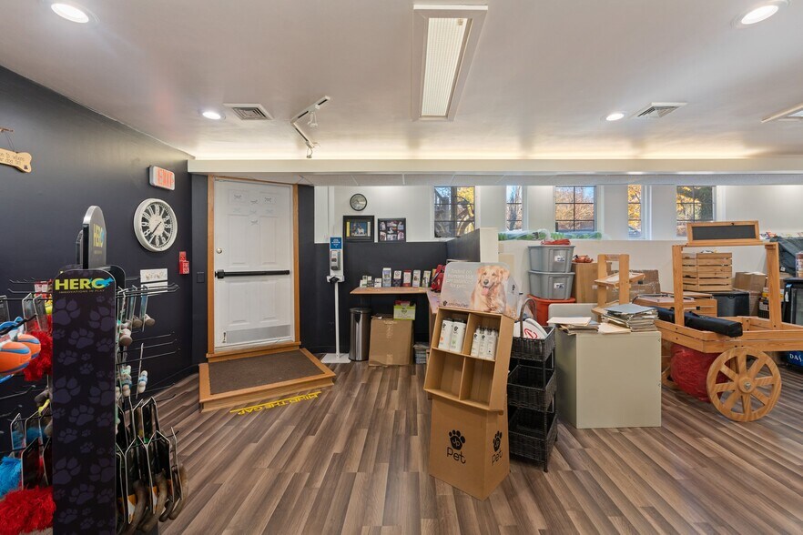 More Photos Of 4372 Post Rd, East Greenwich Office Residential For Sale