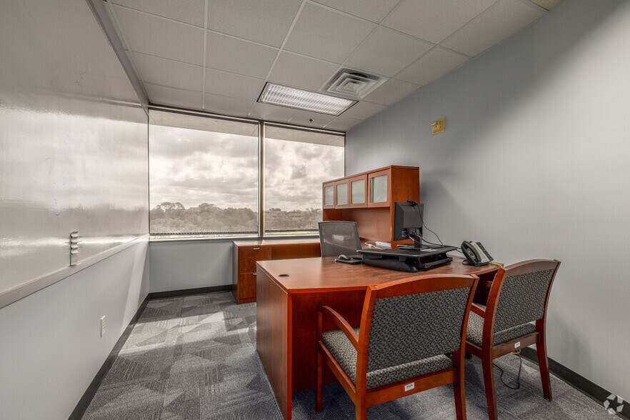 Photo of 4th Floor Ste 460