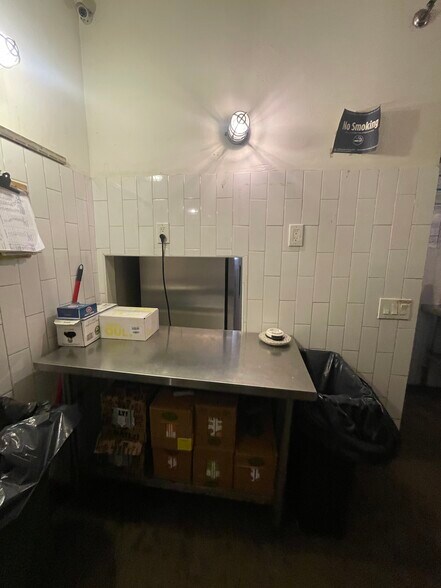 More Photos Of 119 Knickerbocker Ave, Brooklyn Apartments For Lease