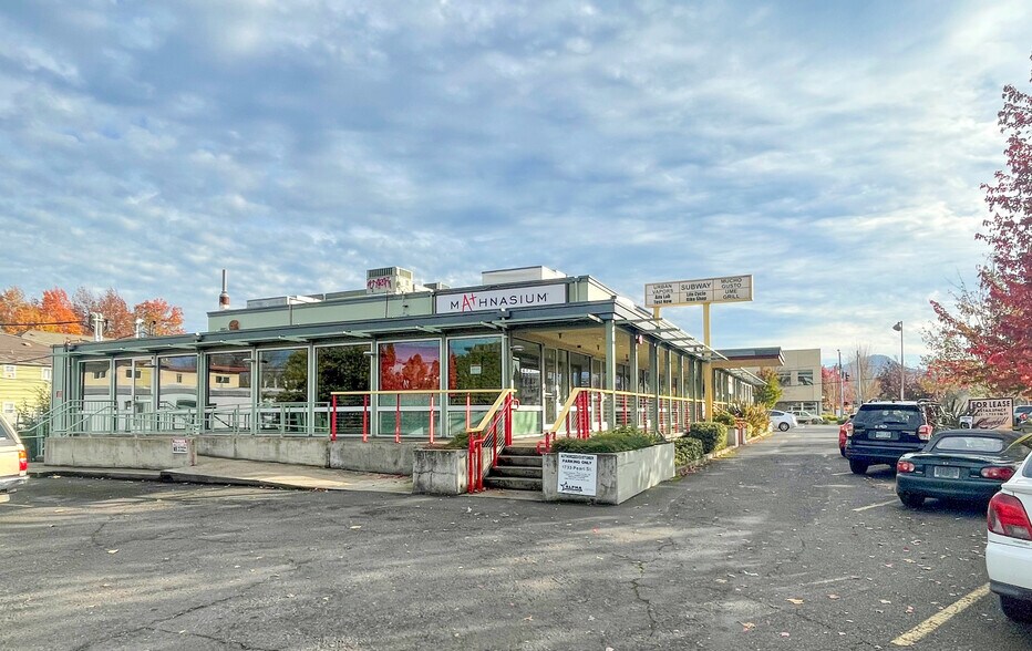 More Photos Of 1733 Pearl St, Eugene Unknown For Lease