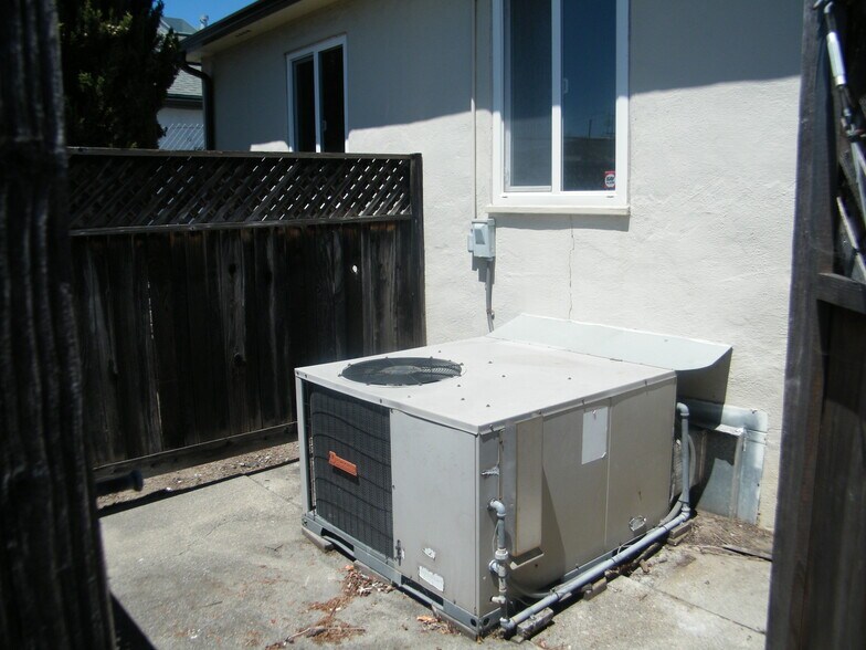 More Photos Of 2275 Washington Ave, San Leandro Medical For Sale