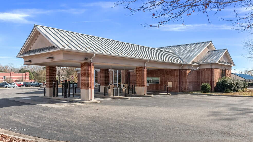 Primary Photo Of 6720 Mooretown Rd, Williamsburg Bank For Sale