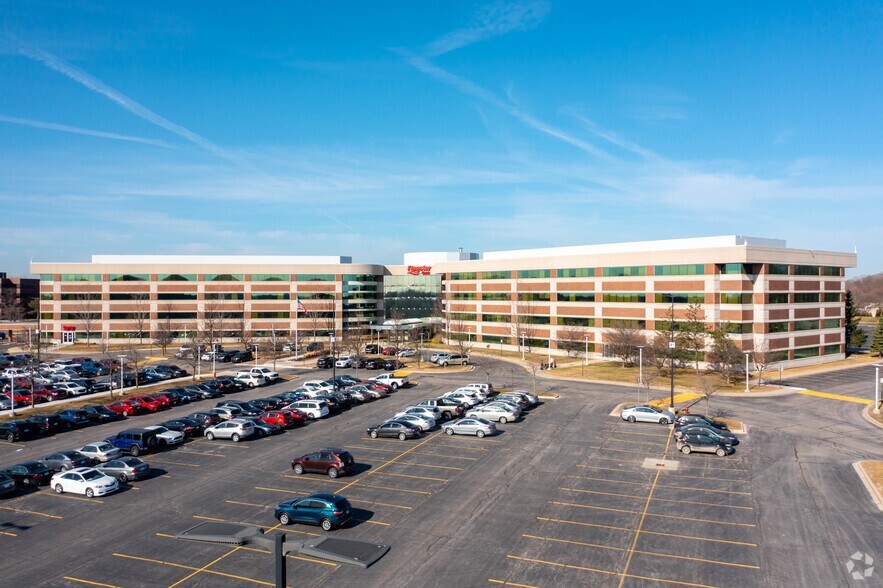 More Photos Of 5151 Corporate Dr, Troy Office For Sale