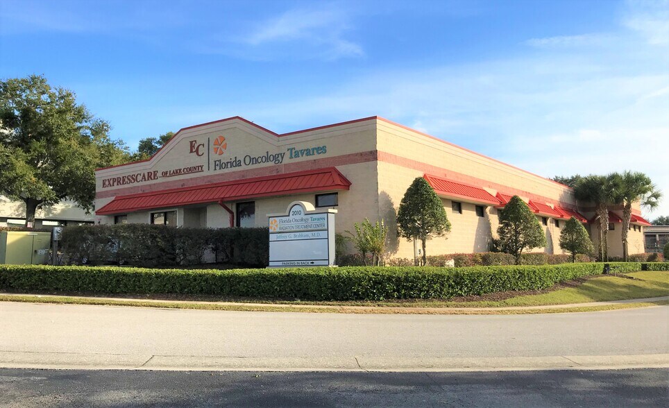 More Photos Of 2010-2020 Nightingale Ln, Tavares Medical For Sale