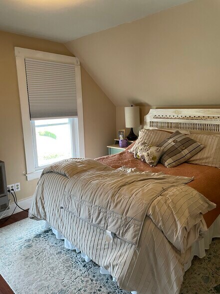 More Photos Of 6 Summitt St, Ivoryton Storefront Retail Residential For Sale