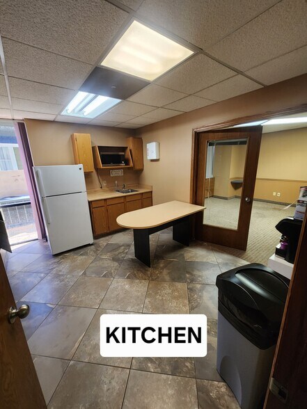 More Photos Of 101 E 1st Ave, Mesa Medical For Lease