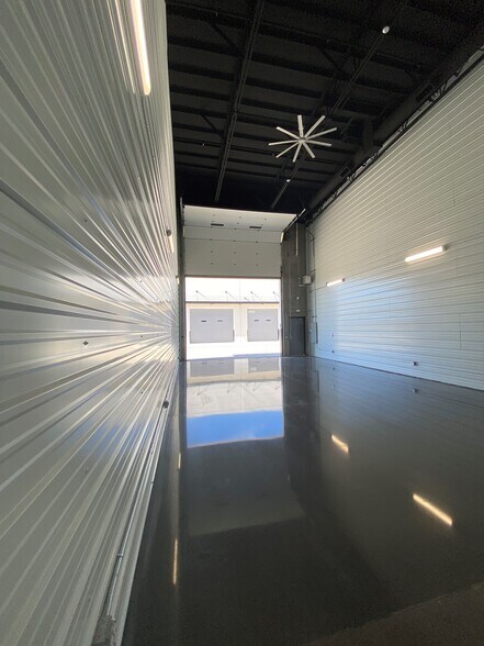 More Photos Of 1055 Soscol Ferry Rd, Napa Warehouse For Sale