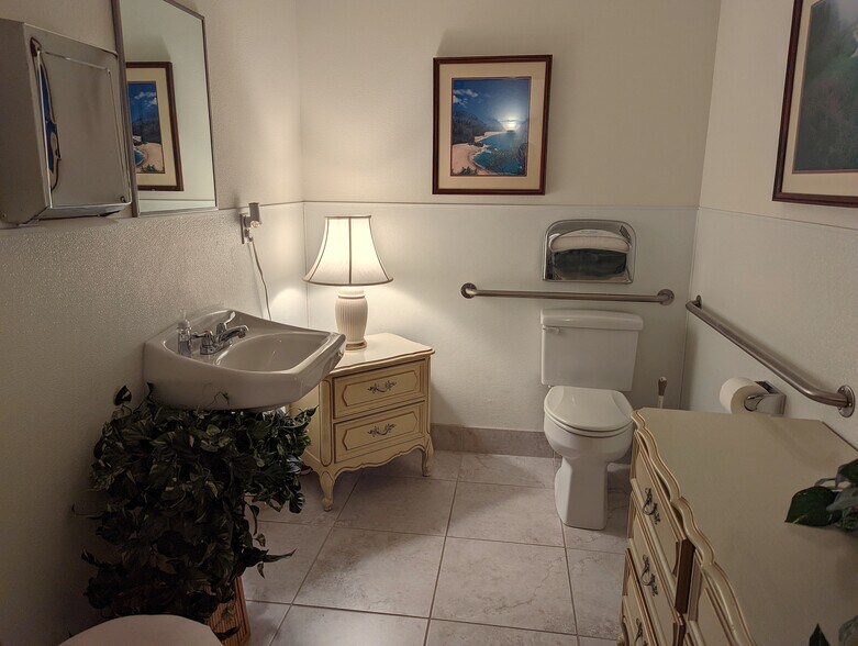 More Photos Of 25460 Medical Center Dr, Murrieta Medical For Sale