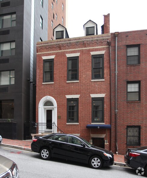 More Photos Of 12 E Pleasant St, Baltimore Office For Sale