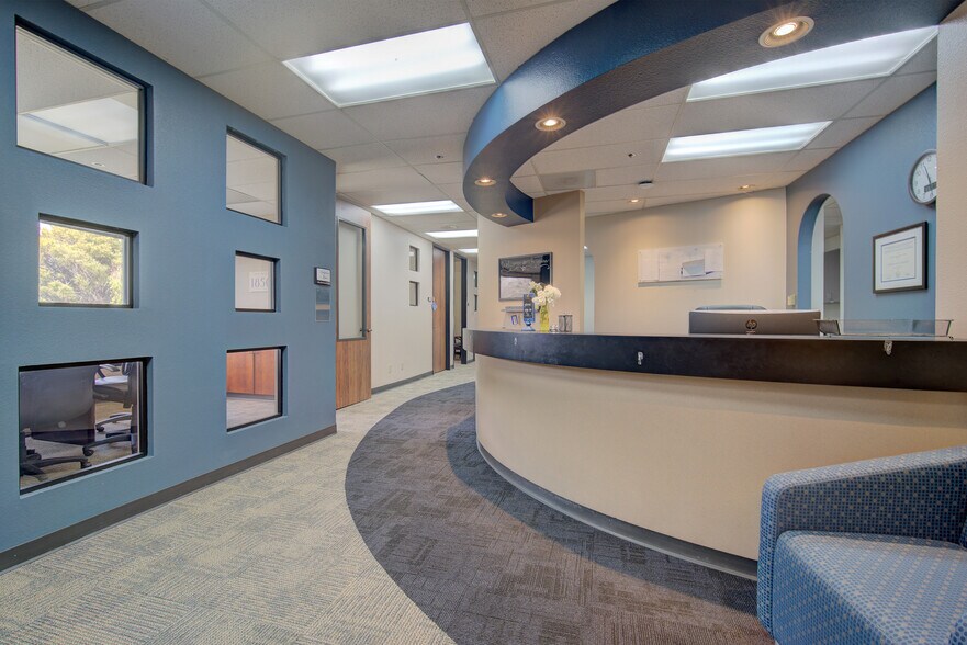 More Photos Of 3840 Rosin Ct, Sacramento Office For Lease