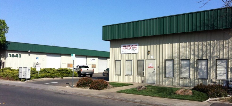More Photos Of 1641 Princeton Ave, Modesto Warehouse For Lease