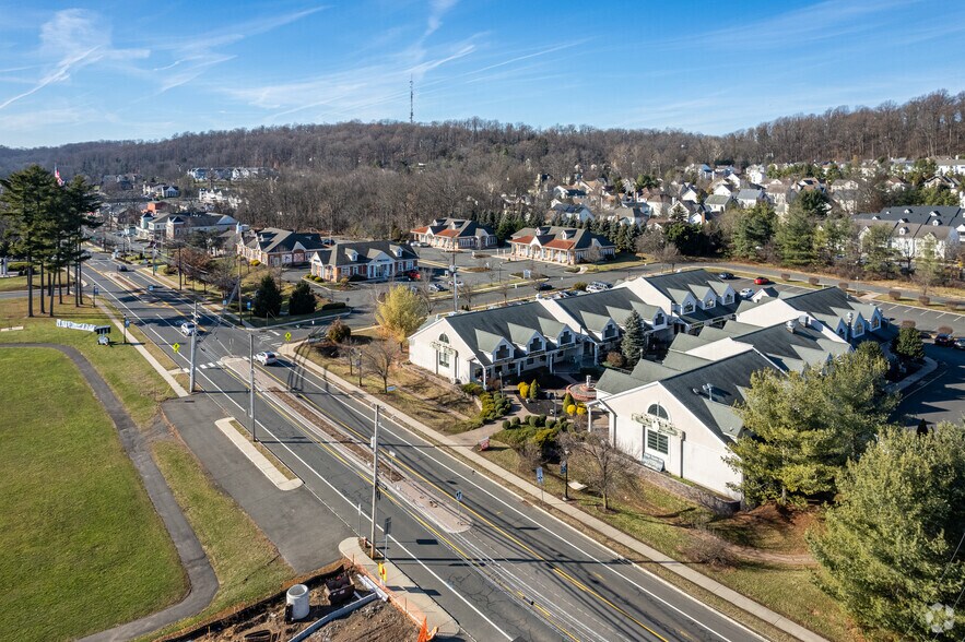 More Photos Of 41 Mountain Blvd, Warren Storefront Retail Office For Lease