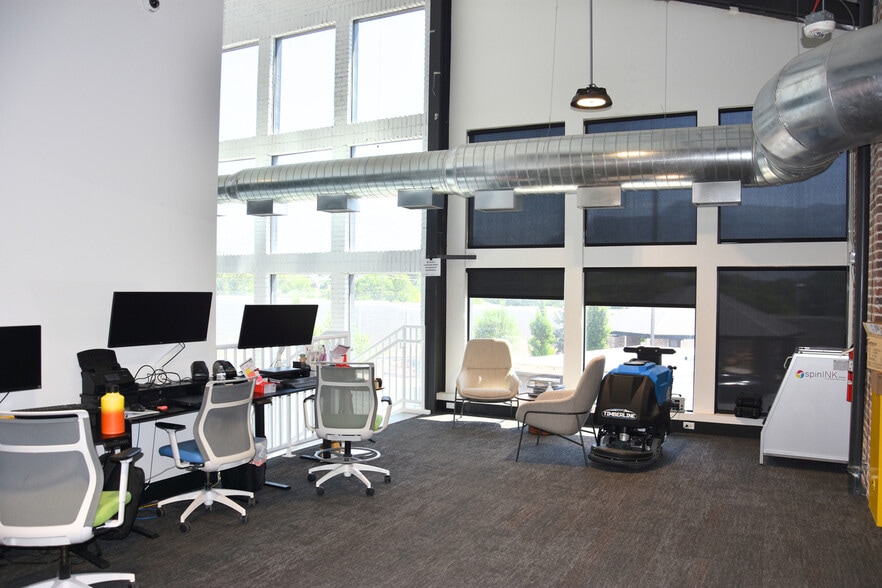 More Photos Of 1320 N 300 W, Lehi Loft Creative Space For Sale