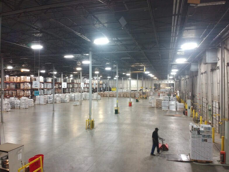 More Photos Of 6 Corporate Pky, Goose Creek Distribution For Lease