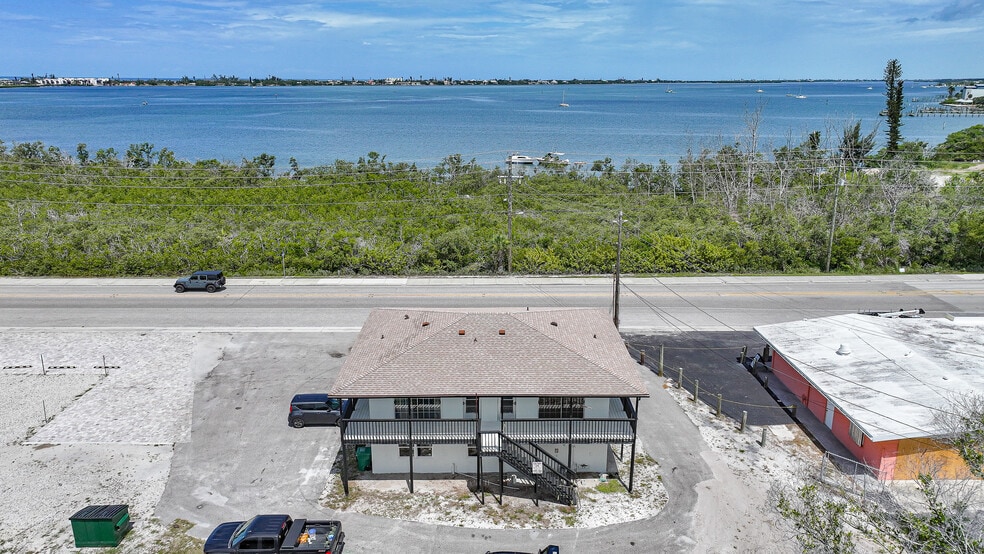 More Photos Of 1261 Beach Rd, Englewood Storefront Retail Residential For Sale