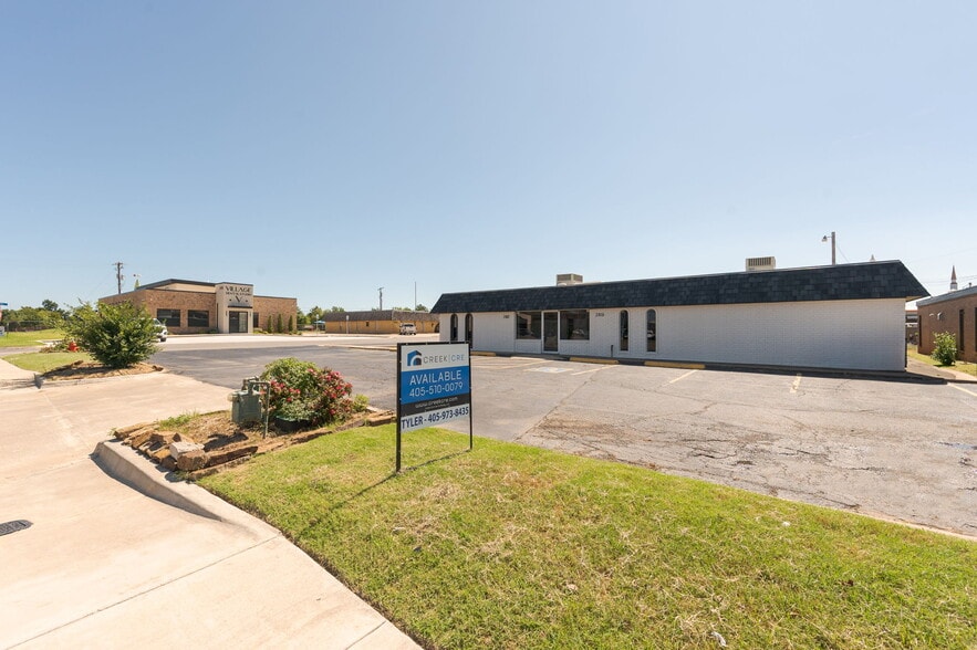 More Photos Of 2812-2816 W Hefner Rd, Oklahoma City Office For Lease