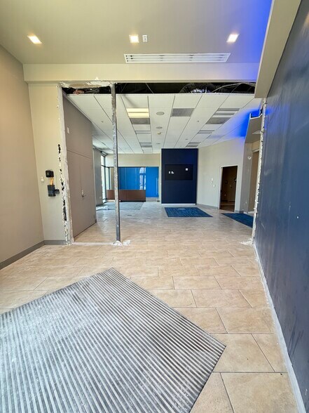 More Photos Of 428 W Main St, Alhambra Apartments For Lease