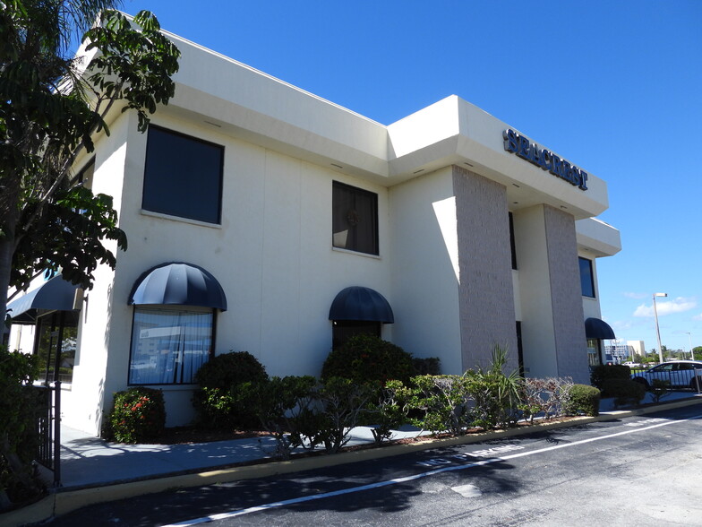 Primary Photo Of 503 N Orlando Ave, Cocoa Beach Office For Lease