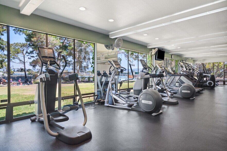 More Photos Of 200 Packet Landing Rd, Alameda Health Club For Sale