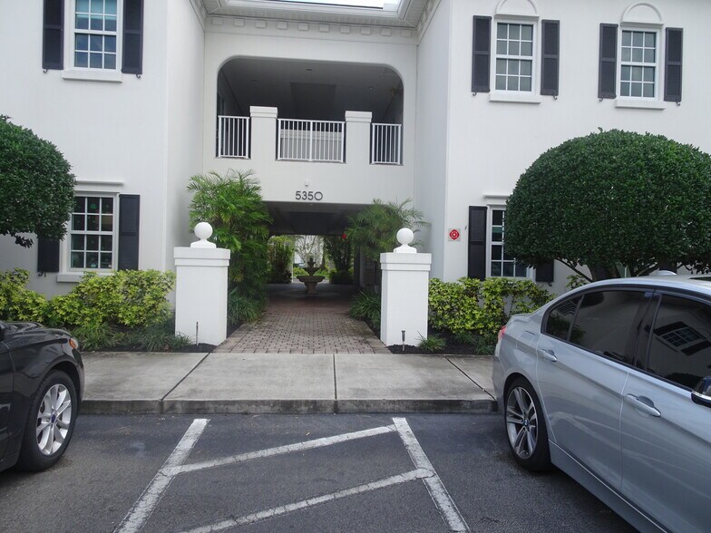 More Photos Of 5300-5350 W Hillsboro Blvd, Coconut Creek Medical For Sale