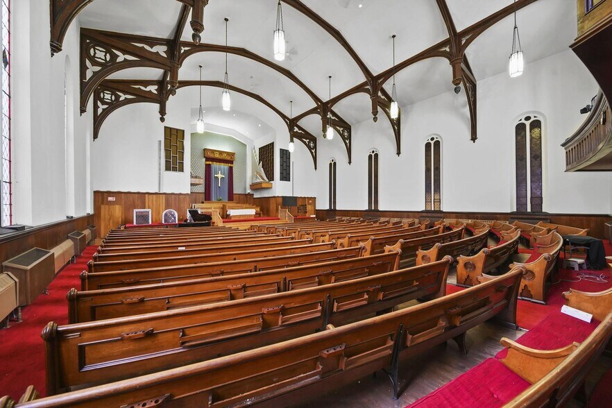 More Photos Of 201 S Jackson St, Jackson Specialty For Sale