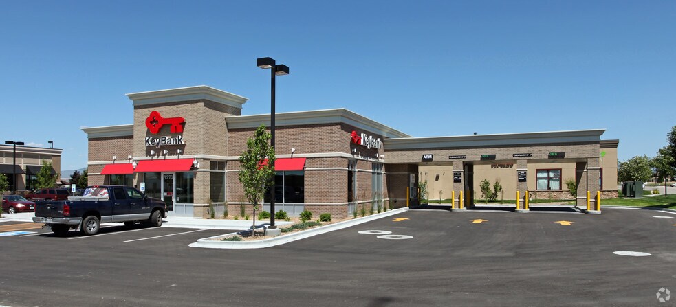 Primary Photo Of 3270 N Eagle Rd, Meridian Bank For Lease