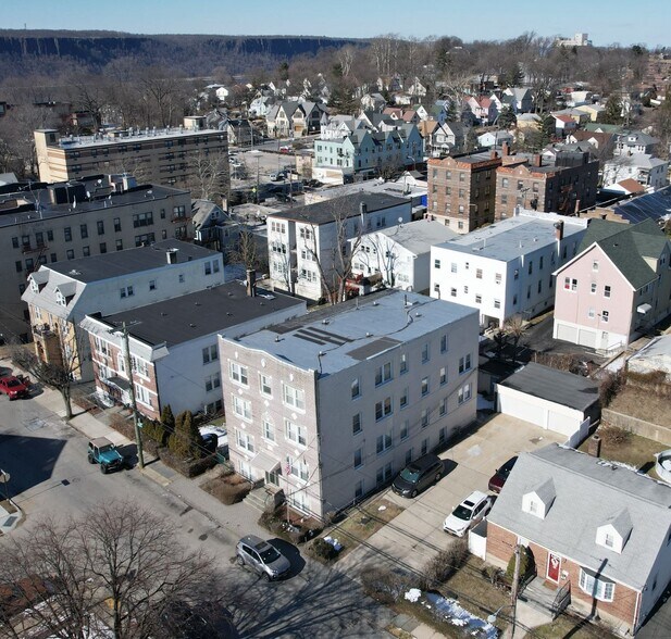Primary Photo Of 53 Chase Ave, Yonkers Apartments For Sale