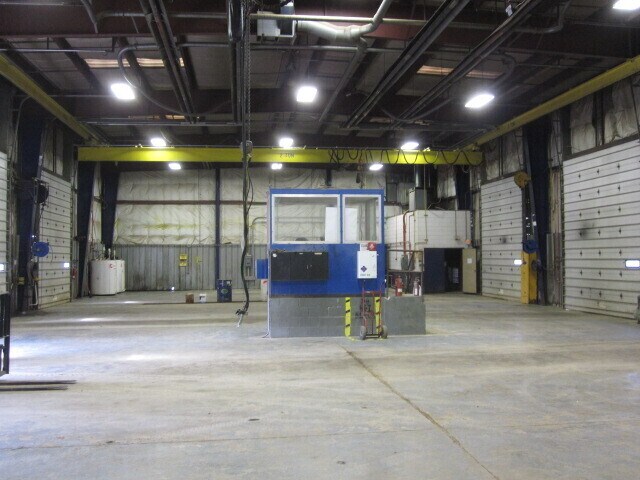 More Photos Of 1301 Rockland Ave, Roanoke Industrial For Sale
