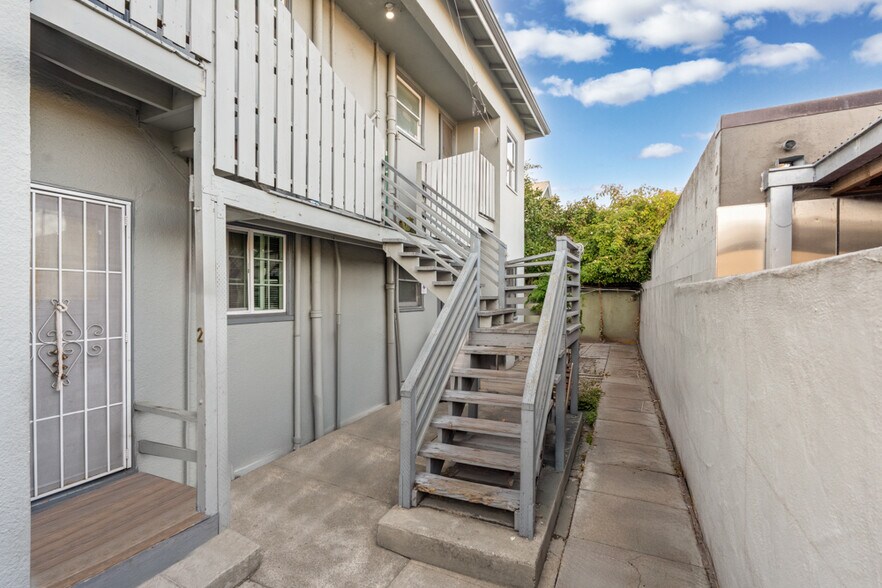 More Photos Of 845 Stannage Ave, Albany Apartments For Sale