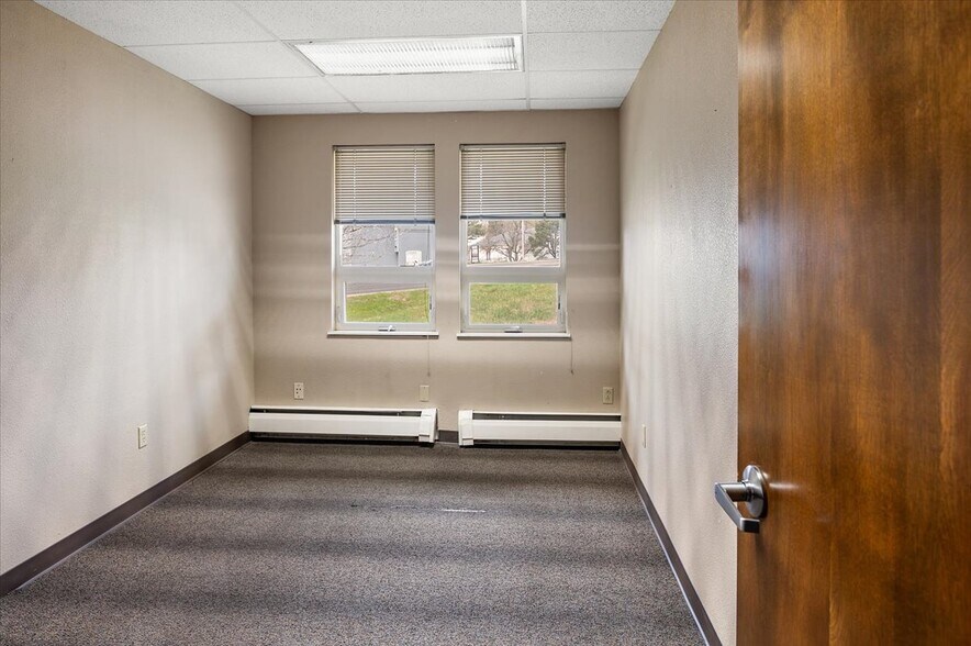 More Photos Of 2850 W Serendipity Cir, Colorado Springs Medical For Sale