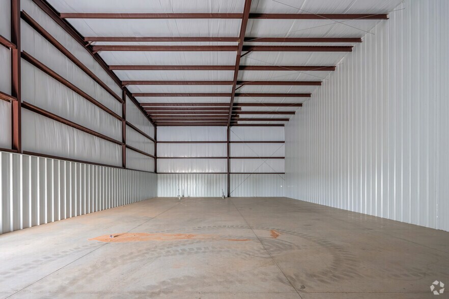 More Photos Of 11571 Blacksand Dr, Edmond Unknown For Lease