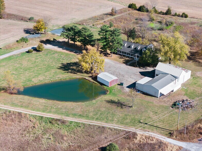 More Photos Of 29560 Reames Ln, Jonesburg Industrial For Sale