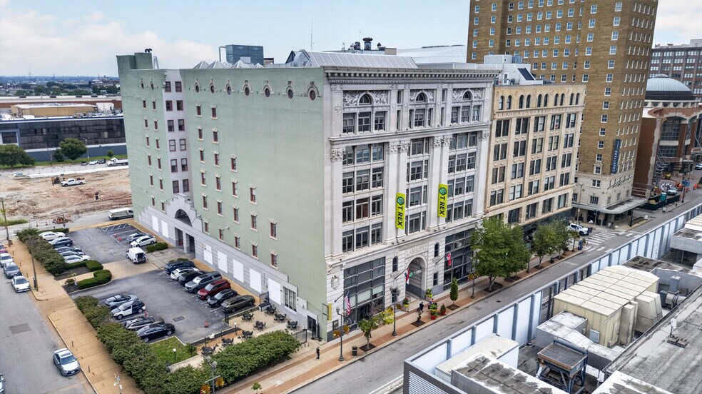 Primary Photo Of 911-919 Washington Ave, Saint Louis Office For Lease