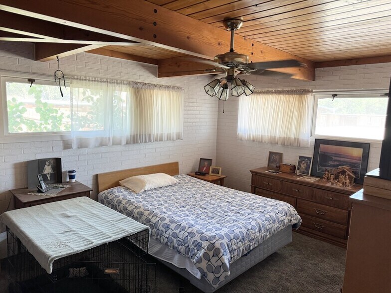 More Photos Of , McCook Unknown For Sale