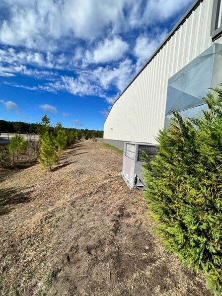 More Photos Of 171 Gardner Lacy Rd, Myrtle Beach Light Manufacturing For Lease