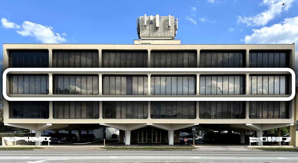 More Photos Of 420 S Dixie Hwy, Coral Gables Loft Creative Space For Sale