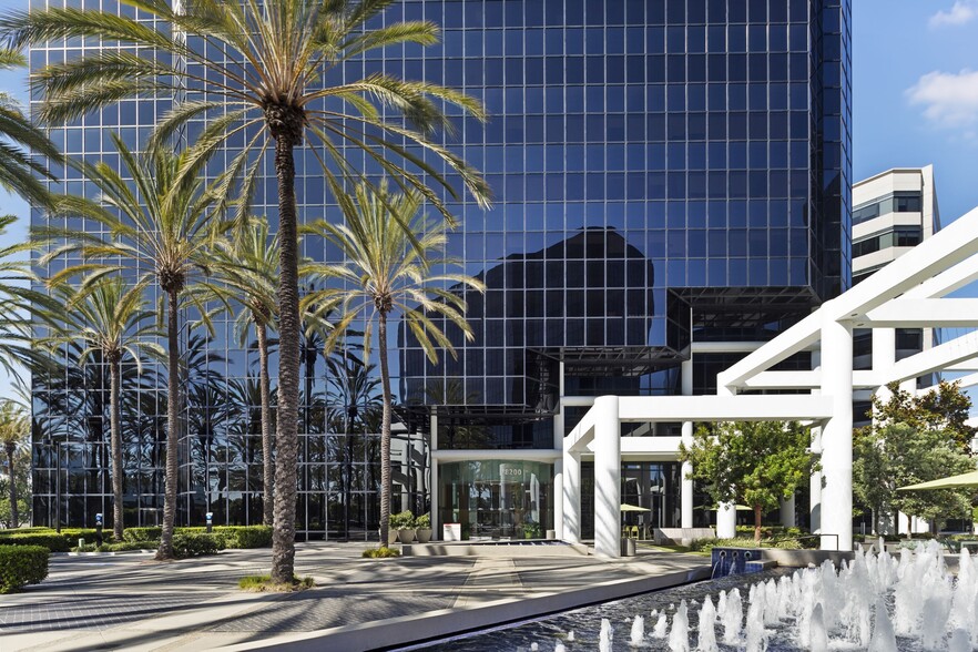 More Photos Of 18100 Von Karman Ave, Irvine Unknown For Lease