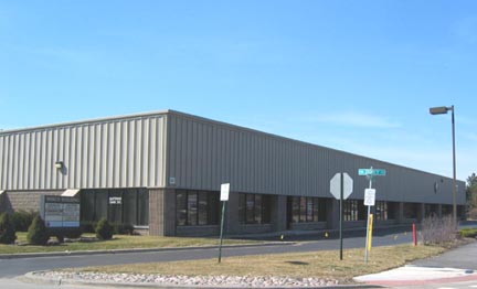 More Photos Of 825 W 75th St, Willowbrook Light Manufacturing For Lease