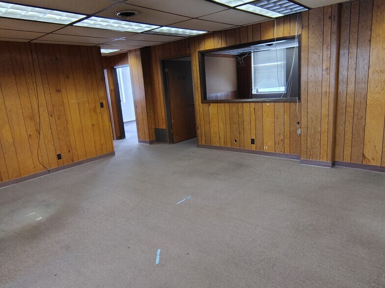 More Photos Of 26 Harvester Ave, Batavia Medical For Lease