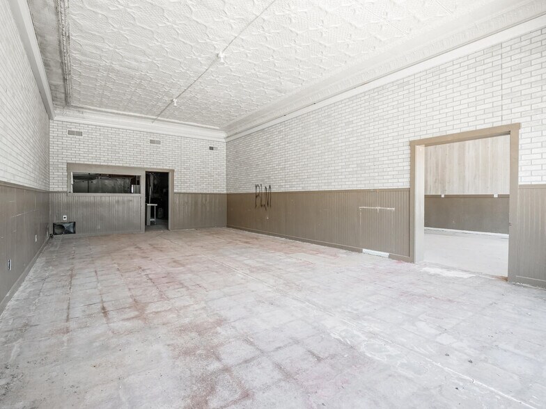 More Photos Of 323 Main St, Shirley Storefront Retail Office For Sale