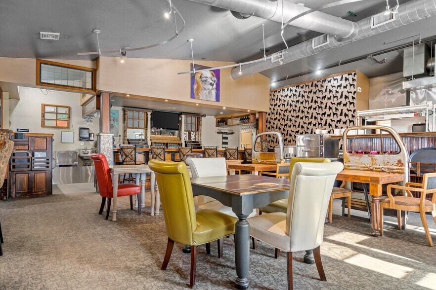 More Photos Of , Gaylord Unknown For Sale