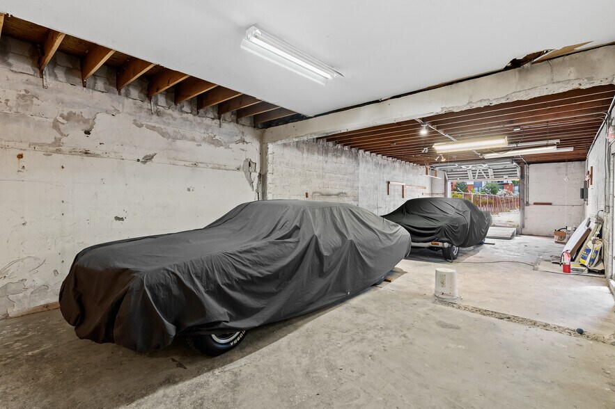 More Photos Of 804 NE 4th Ave, Fort Lauderdale Flex For Lease